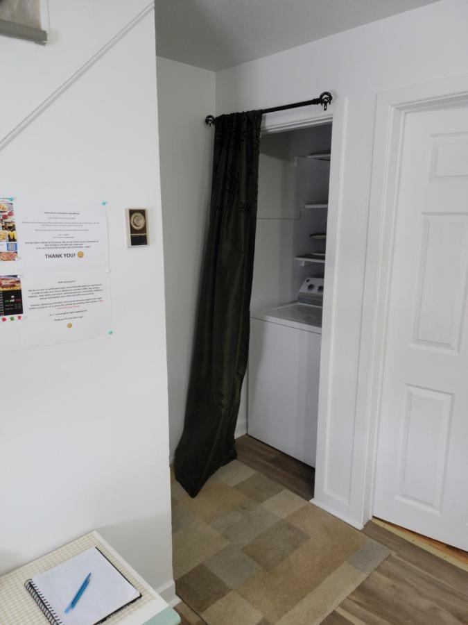 Apartment Downtown Next To Highway Netflix+wifi *