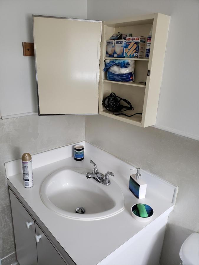 Downtown Next To Highway Netflix+wifi Apartment *